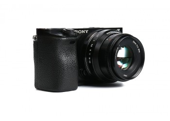 7artisans 35mm F1.2 Mark II manual focus lens voor Sony systeem camera + Gratis lenspen + 46mm uv filter en zonnekap