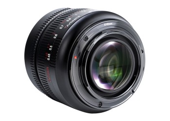 7artisans 50mm F0.95 manual focus lens voor Sony systeem camera + Gratis lenstas + 62mm uv filter en zonnekap
