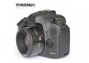 Yongnuo EF 50mm F1.8 autofocus lens voor Canon camera EF EF-S met gratis 52mm uv-filter, zonnekap, lenspen