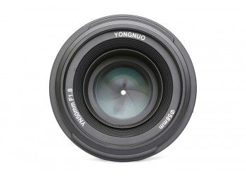 Yongnuo AF-S 50mm F1.8 autofocus lens voor Nikon DSLR camera met gratis 58mm uv-filter, zonnekap, lenspen