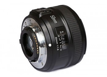 Yongnuo AF-S 50mm F1.8 autofocus lens voor Nikon DSLR camera met gratis 58mm uv-filter, zonnekap, lenspen