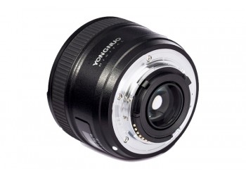 Yongnuo AF-S 50mm F1.8 autofocus lens voor Nikon DSLR camera met gratis 58mm uv-filter, zonnekap, lenspen