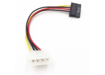 4-Pin ATX Male Molex to 15-Pin Female SATA Power kabel