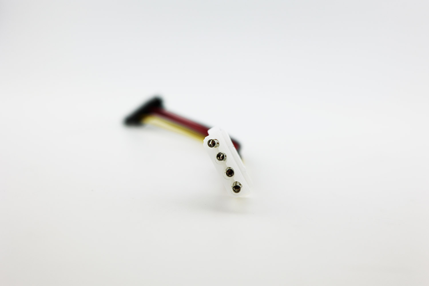 4-Pin ATX Molex vrouwelijk naar 15-Pin SATA vrouwelijk Power stroom kabel