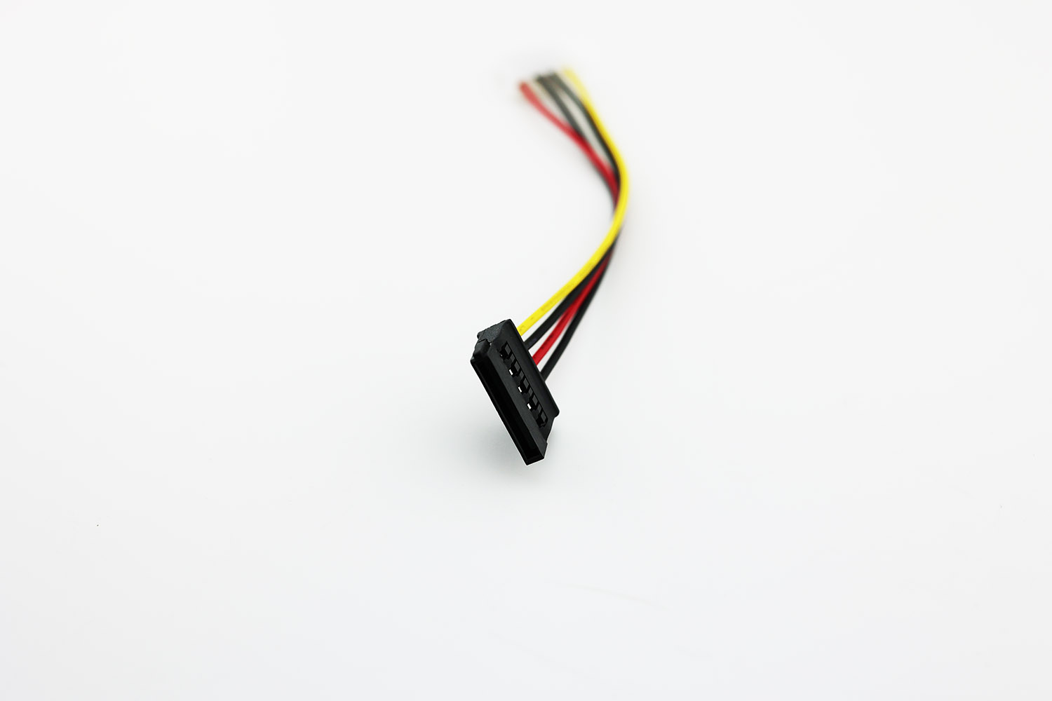 4-Pin ATX Molex vrouwelijk naar 15-Pin SATA vrouwelijk Power stroom kabel