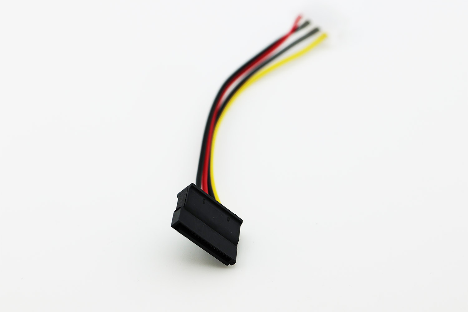 4-Pin ATX Molex vrouwelijk naar 15-Pin SATA vrouwelijk Power stroom kabel