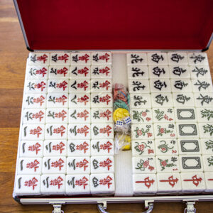 Professioneel 42mm XXL competitie kwaliteit Mahjong Acryl Majiang met aluminium doos